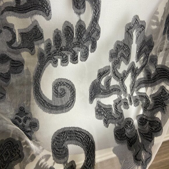 Scarf Shawl Wrap 100% Viscose 28" x 70" - Picture 4 of 7